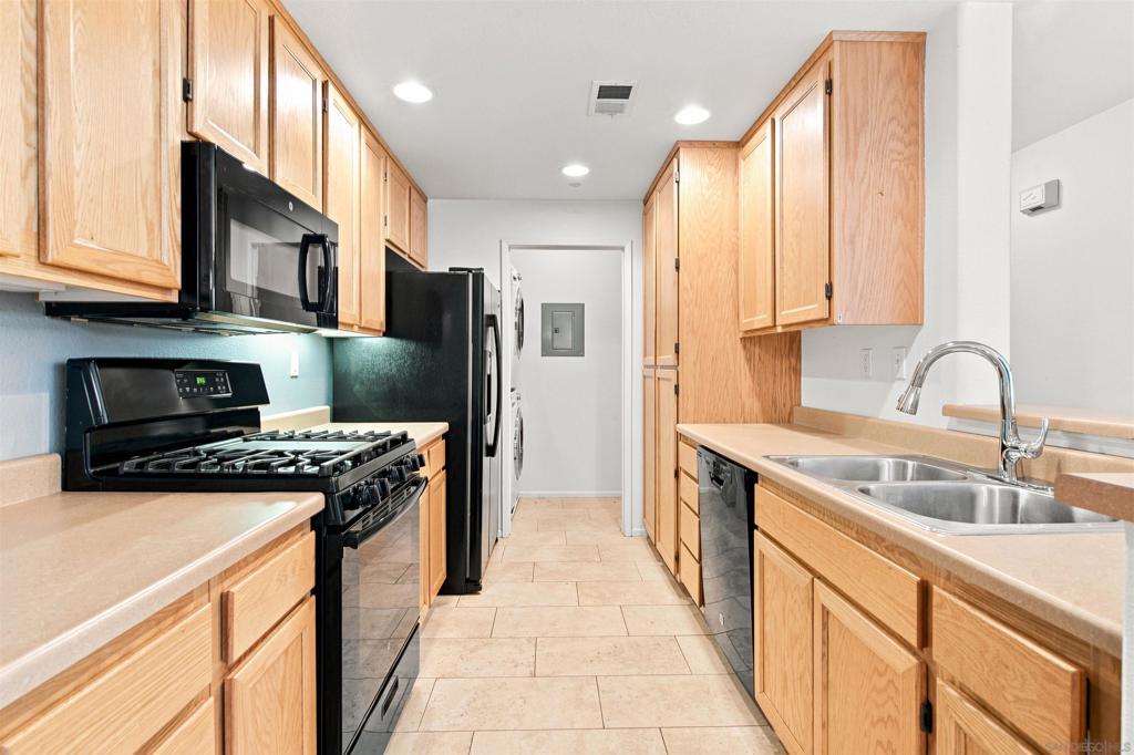 1890 Chambery Pl 2336 Property Photo 12