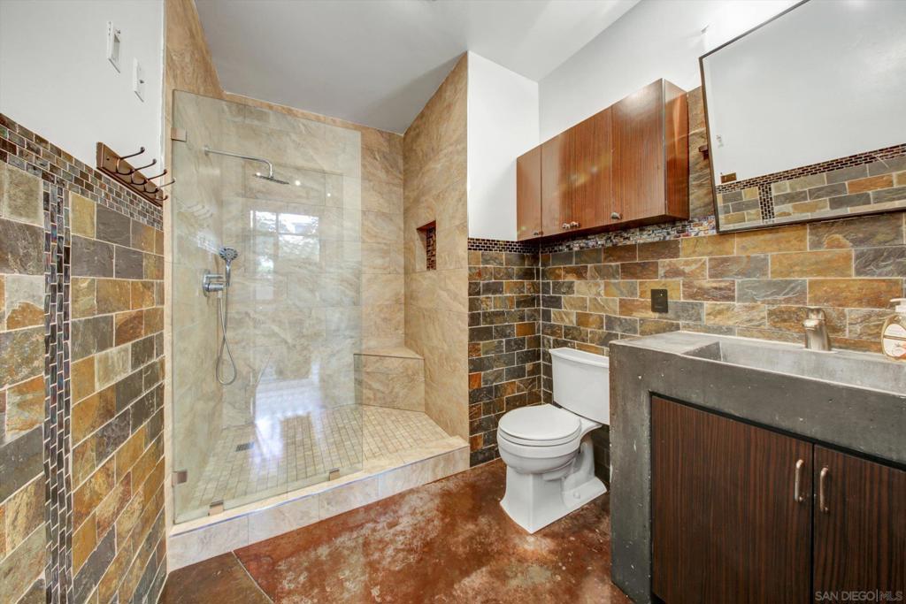 1050 Island 211 Property Photo 34