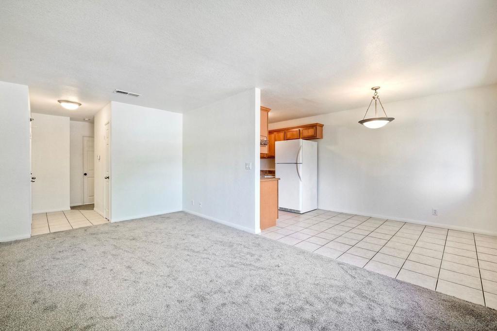 3285 Ocean View Blvd 14 Property Photo 11