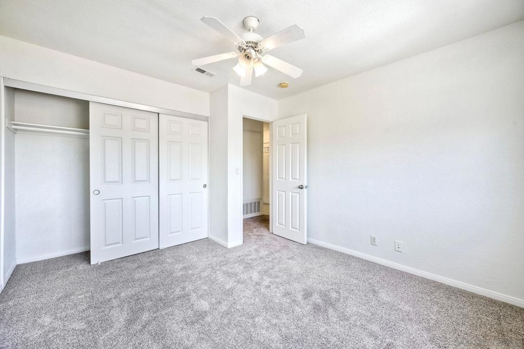 3285 Ocean View Blvd 14 Property Photo 17