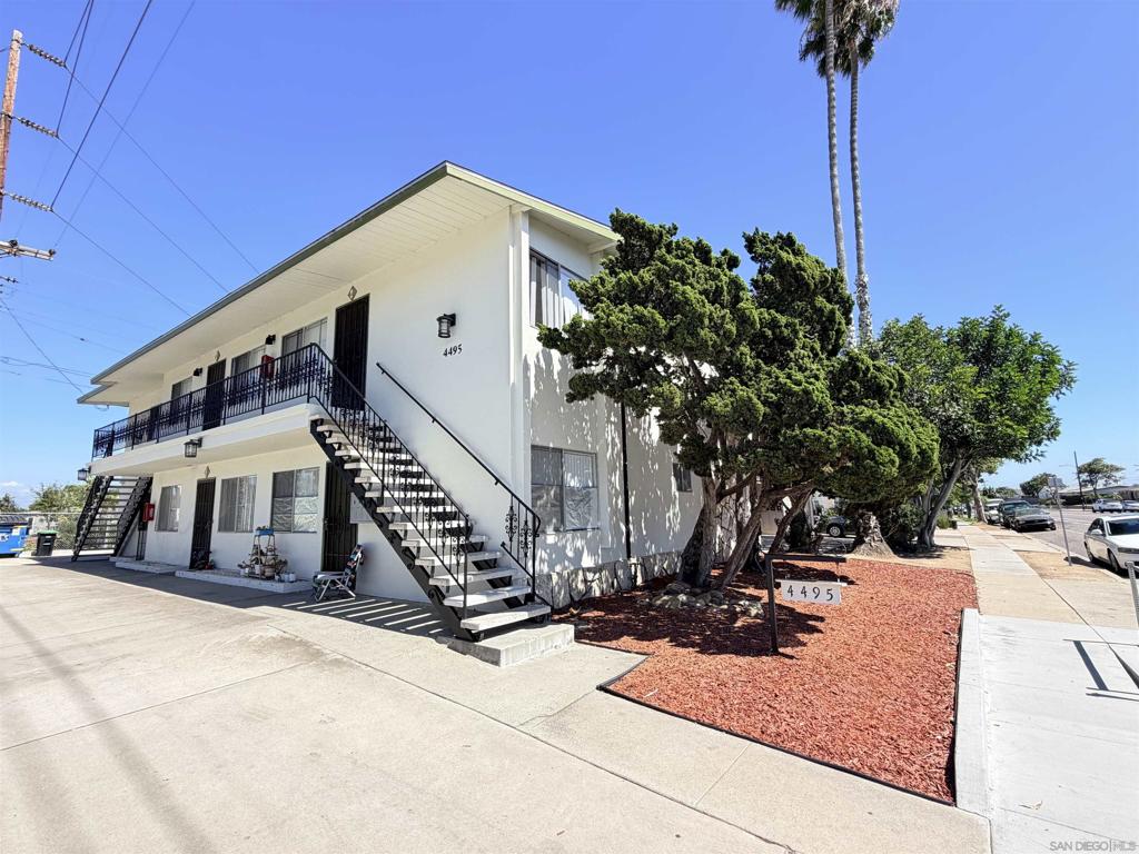 4495 Clairemont Drive Property Photo 2
