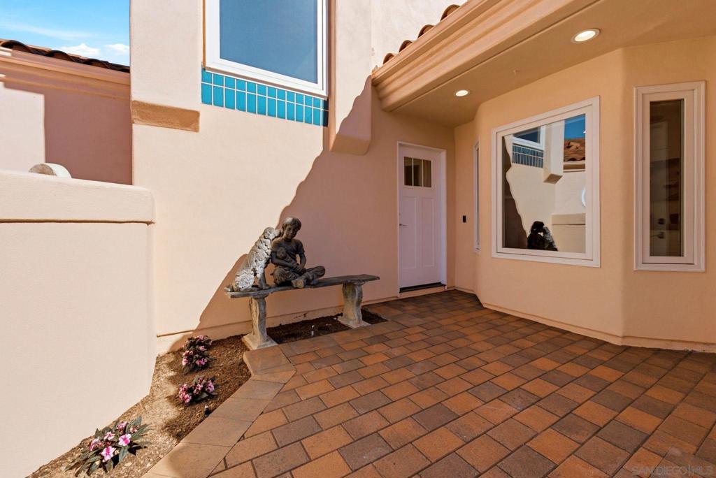 1208 Via Portovecchio Property Photo 6