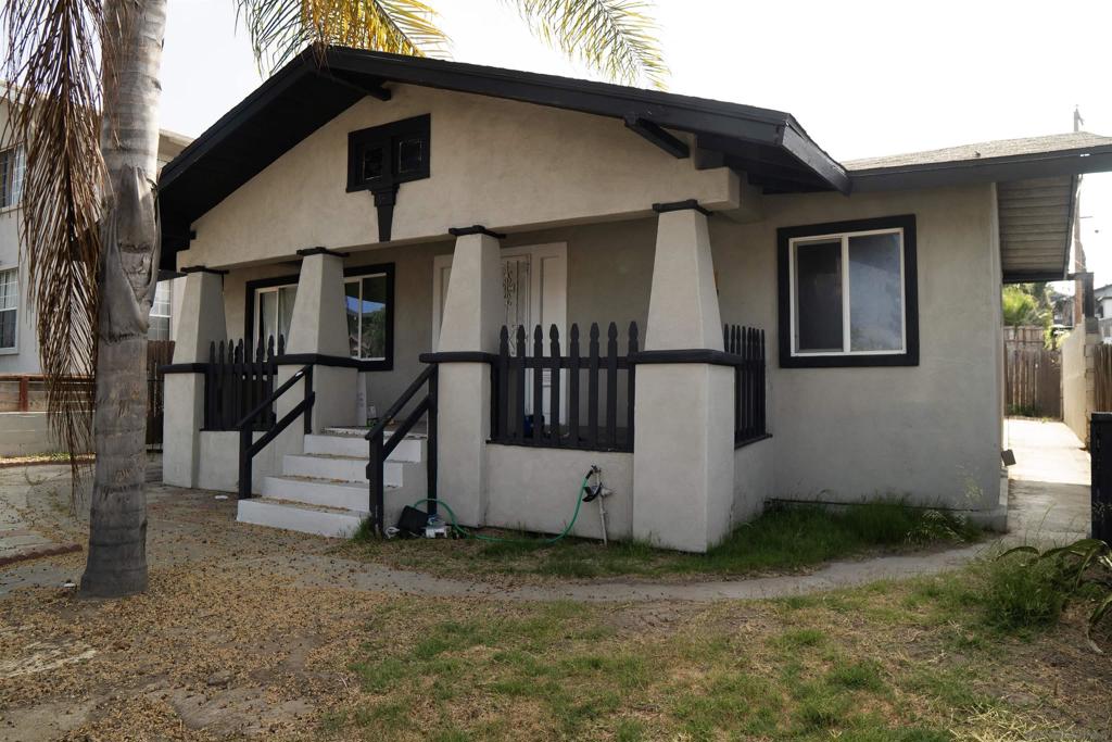 351 Milbrae St Property Photo 3