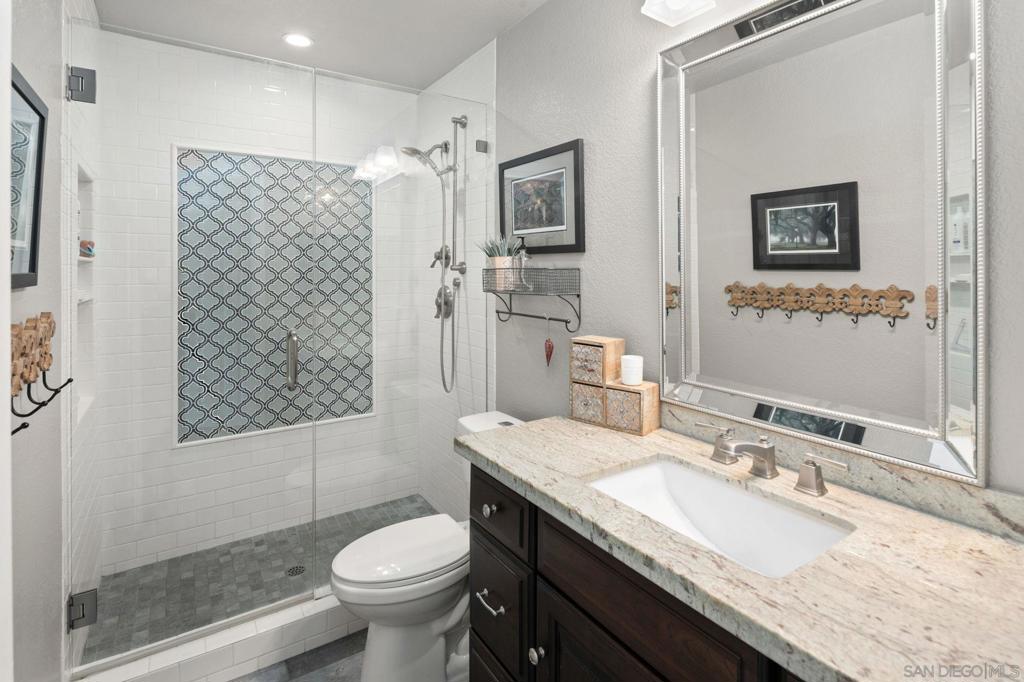 4876 Mount Royal Place Property Photo 26
