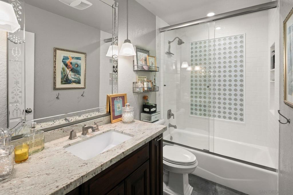 4876 Mount Royal Place Property Photo 29