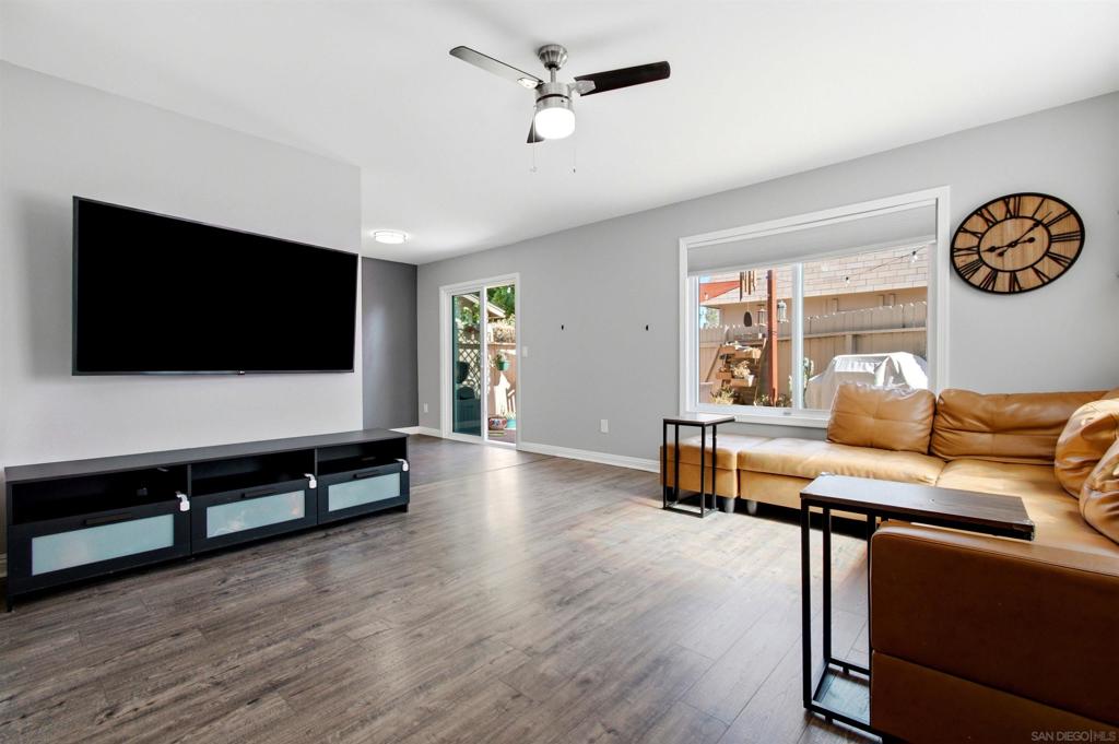 10316 Great Rock Road Property Photo 4