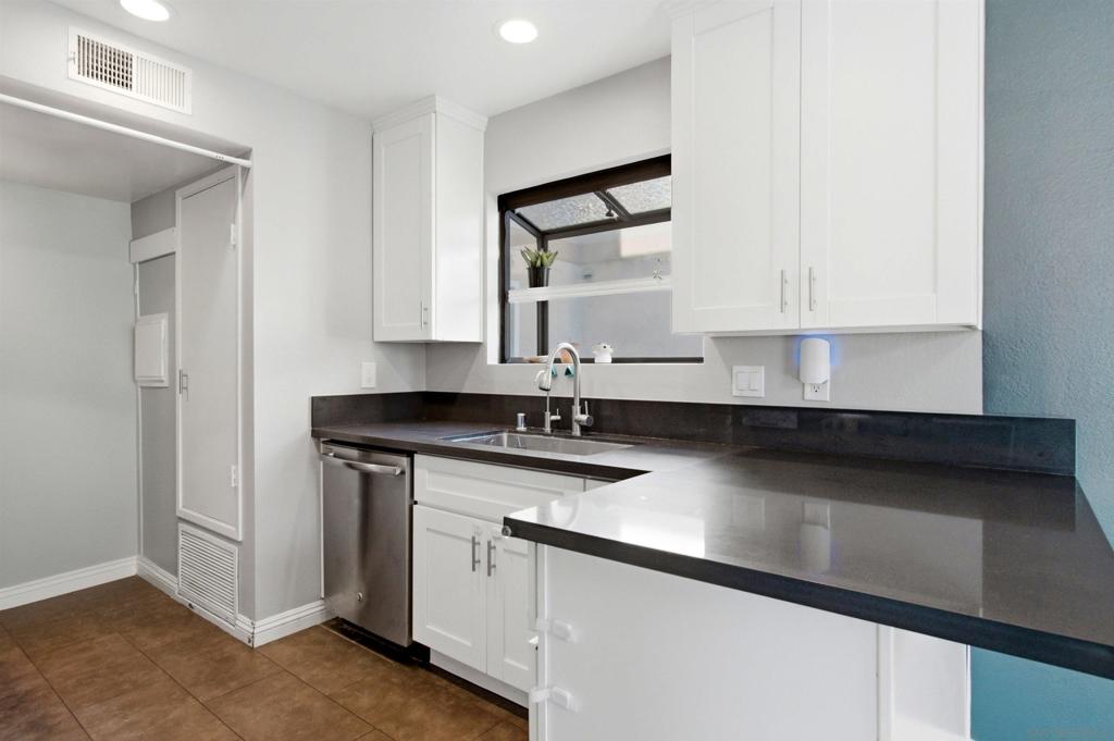 10316 Great Rock Road Property Photo 11