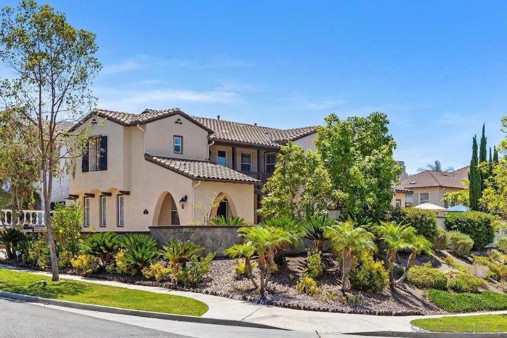 2555 Arundel Property Photo 1