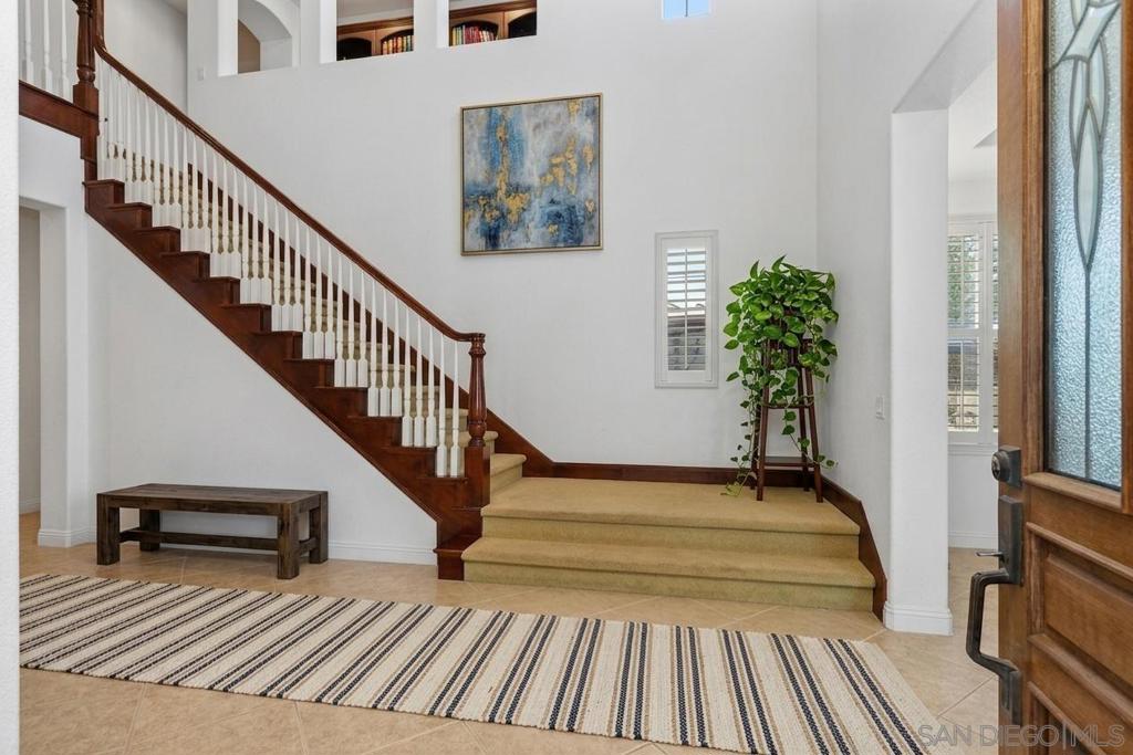 2555 Arundel Property Photo 9