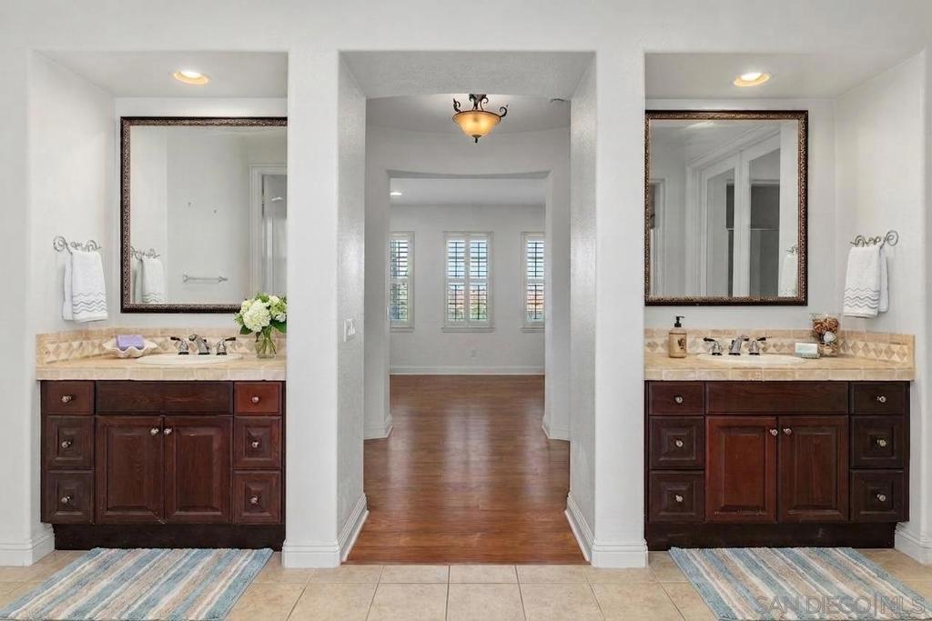 2555 Arundel Property Photo 24