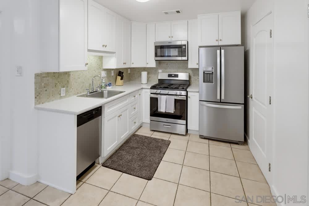 1920 Gardena Property Photo 10