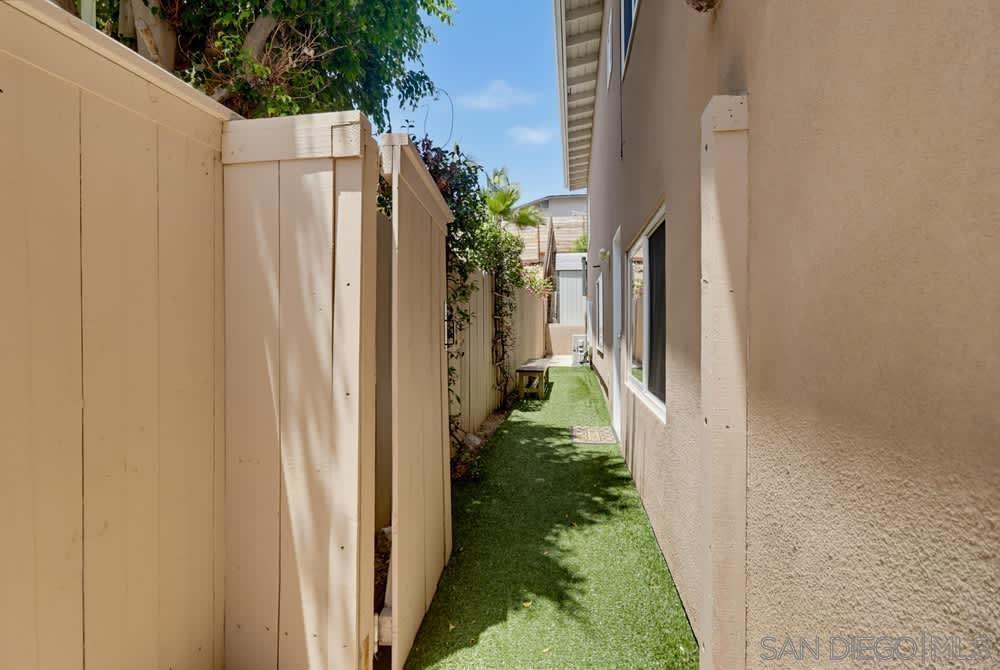 1920 Gardena Property Photo 26