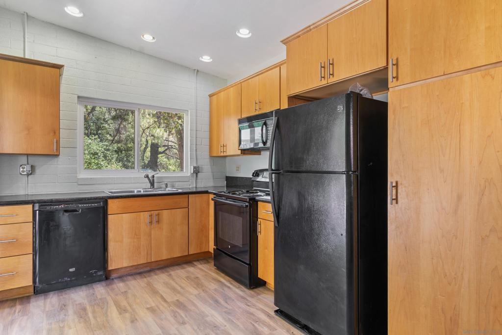 26748 San Felipe Rd Property Photo 4