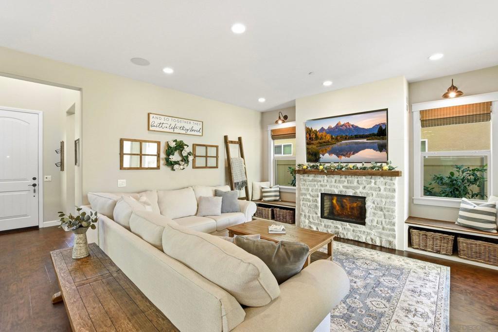 2847 California Poppy Property Photo 14