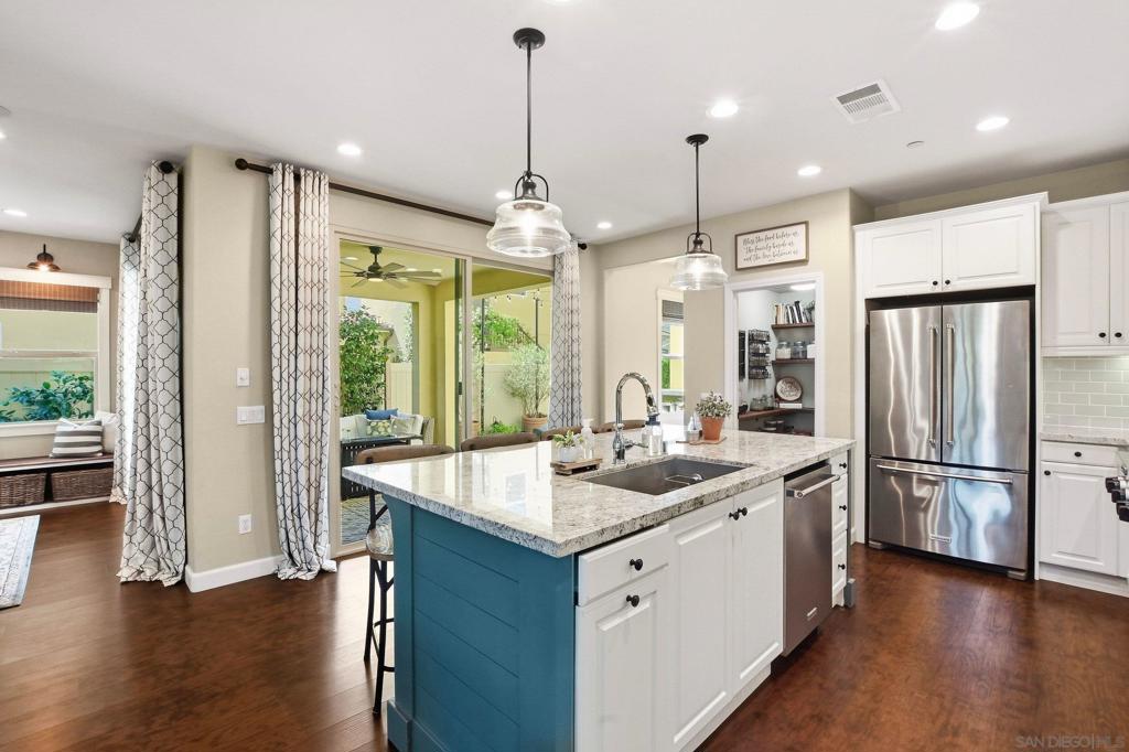 2847 California Poppy Property Photo 22