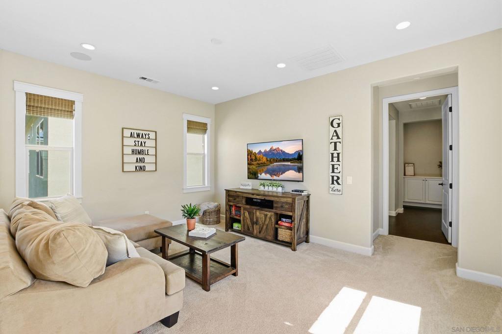 2847 California Poppy Property Photo 28