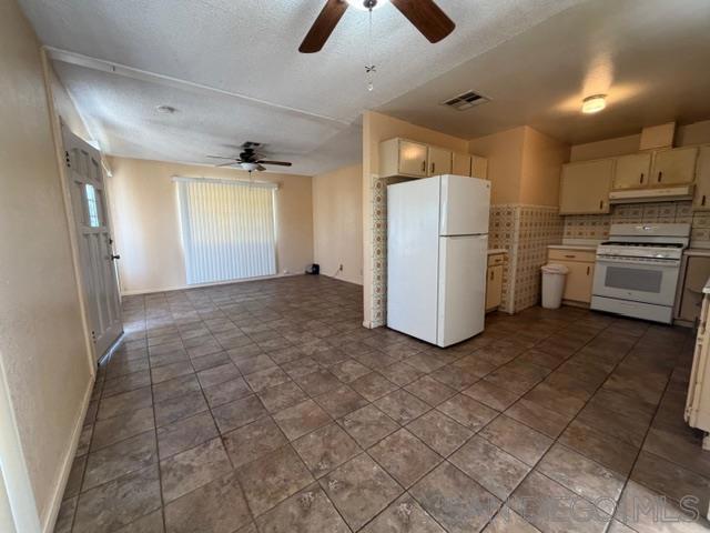 253 Robert Kennedy St Property Photo 11