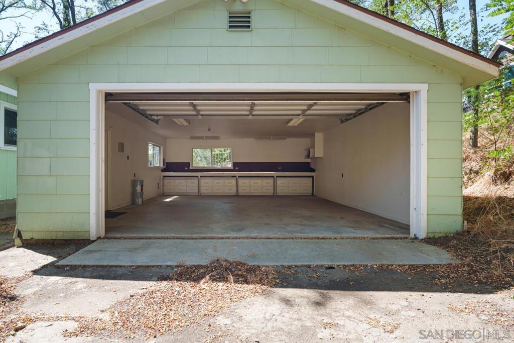 2014 3rd Property Photo 25