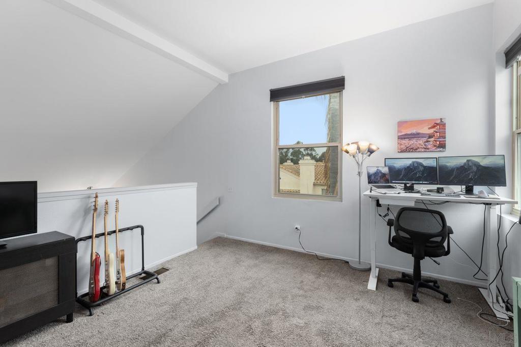 6121 Calle Mariselda 304 Property Photo 14