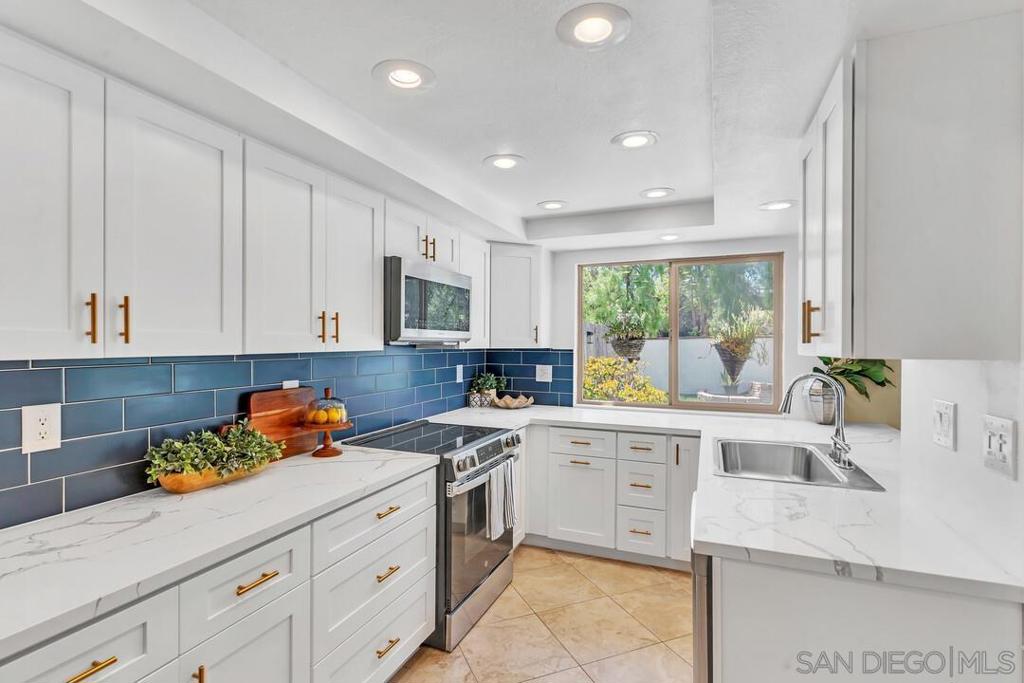 5734 Menorca Dr Property Photo 18