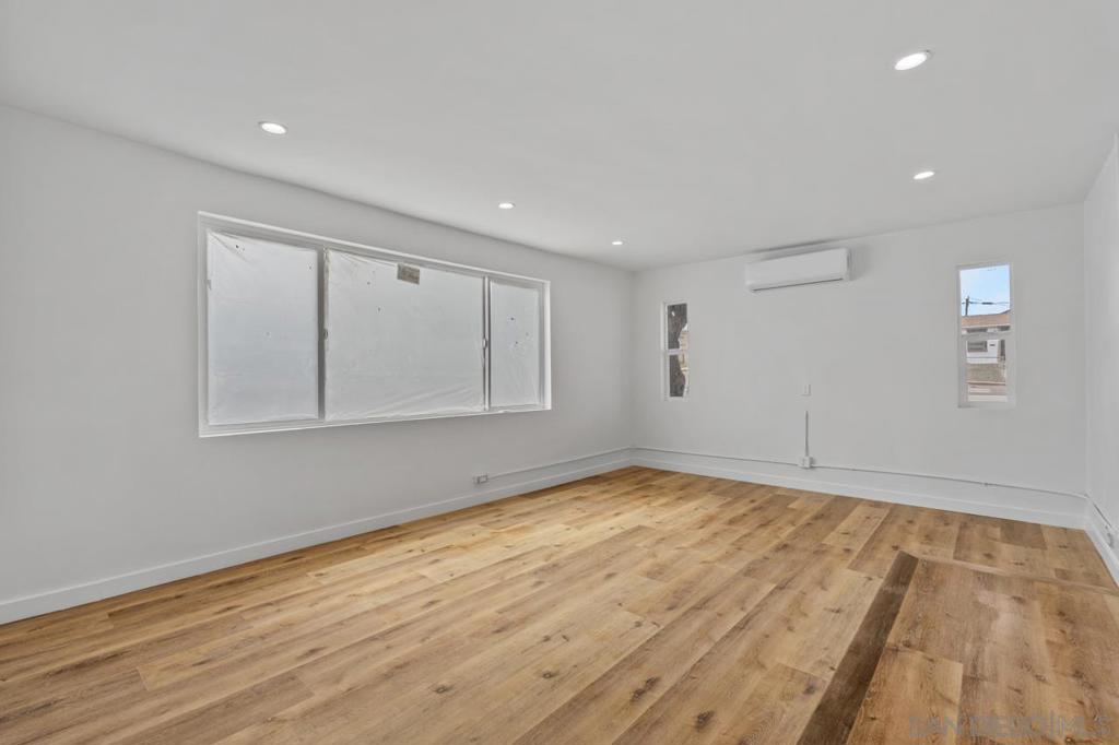 1195 Georgia St A C Property Photo 22