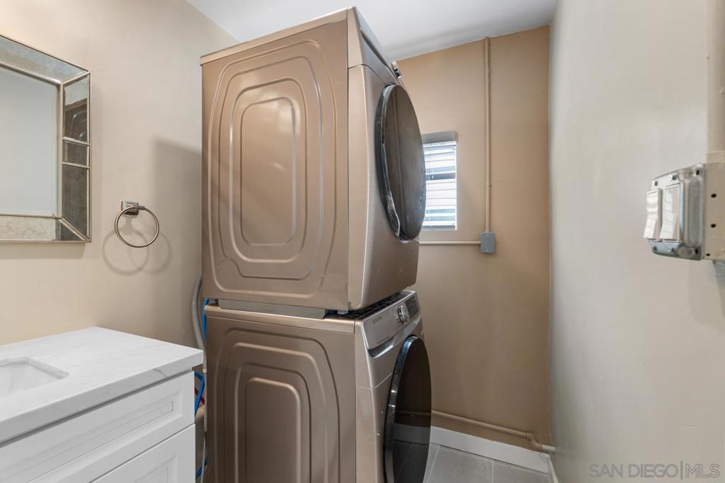 1195 Georgia St A C Property Photo 40