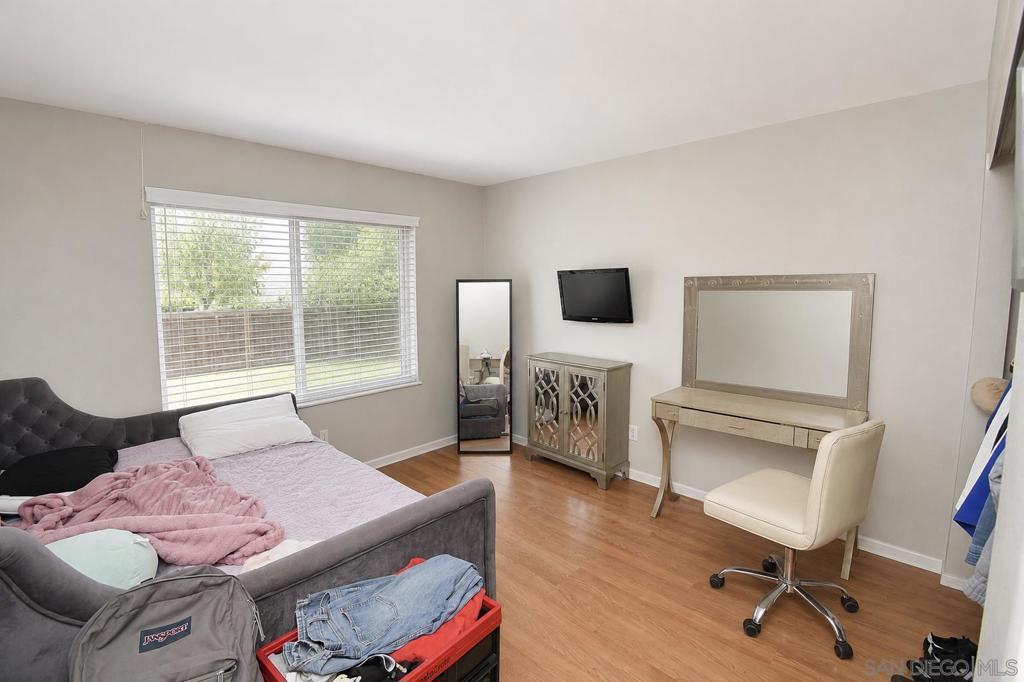 8050 Eppick Court Property Photo 32