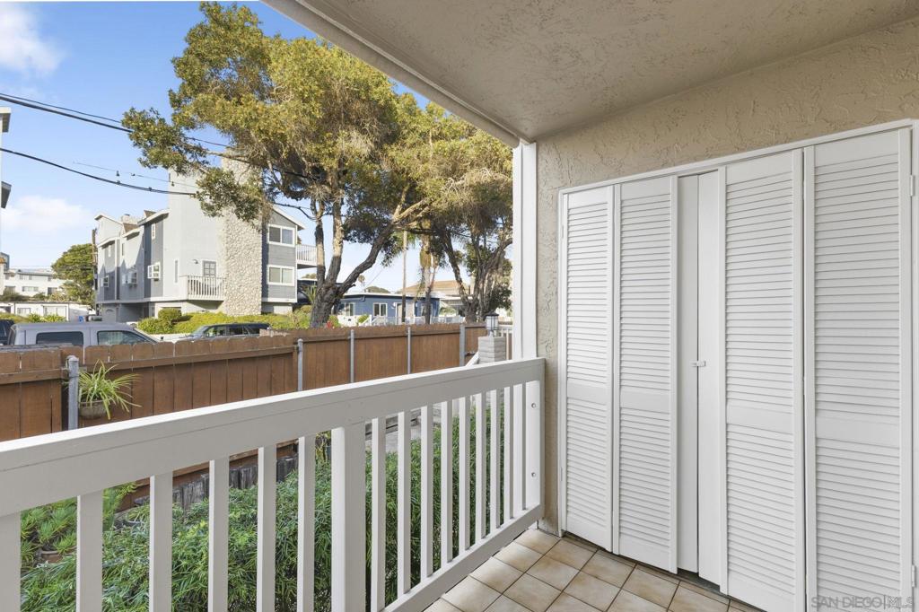 1118 S Pacific St Unit B Property Photo 33