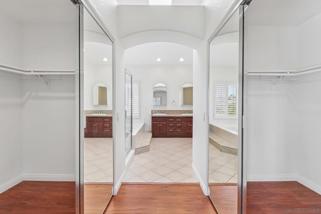 9432 Hito Court Property Photo 14
