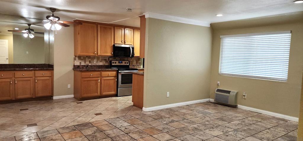 9860 Dale A6 Property Photo 6