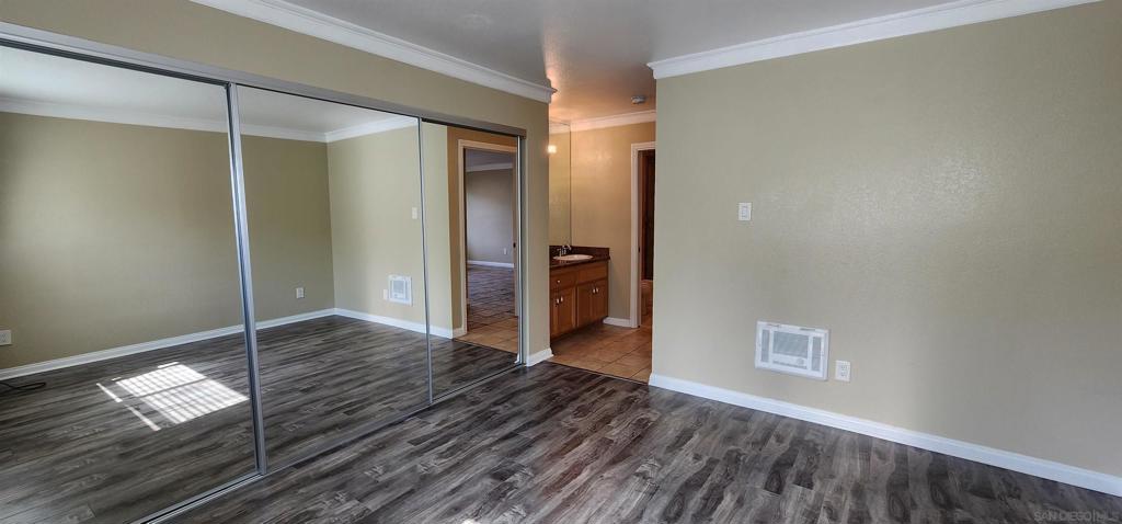 9860 Dale A6 Property Photo 7