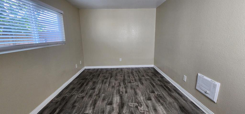 9860 Dale A6 Property Photo 10