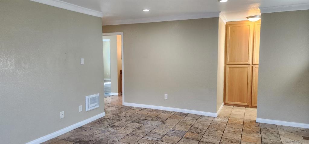 9860 Dale A6 Property Photo 13