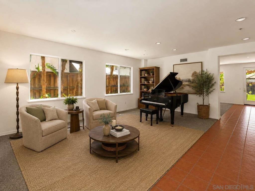 1586 Silver Cup Ct Property Photo 8
