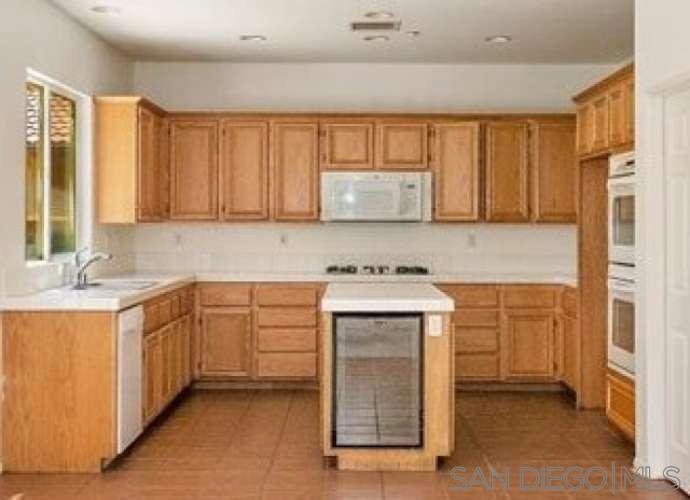 1586 Silver Cup Ct Property Photo 21