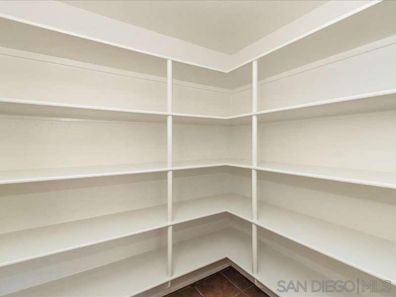 1586 Silver Cup Ct Property Photo 23