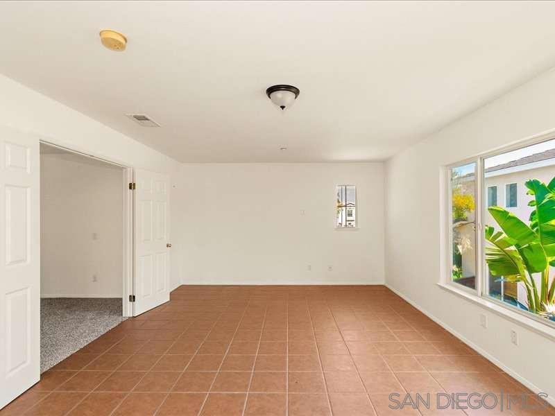 1586 Silver Cup Ct Property Photo 47
