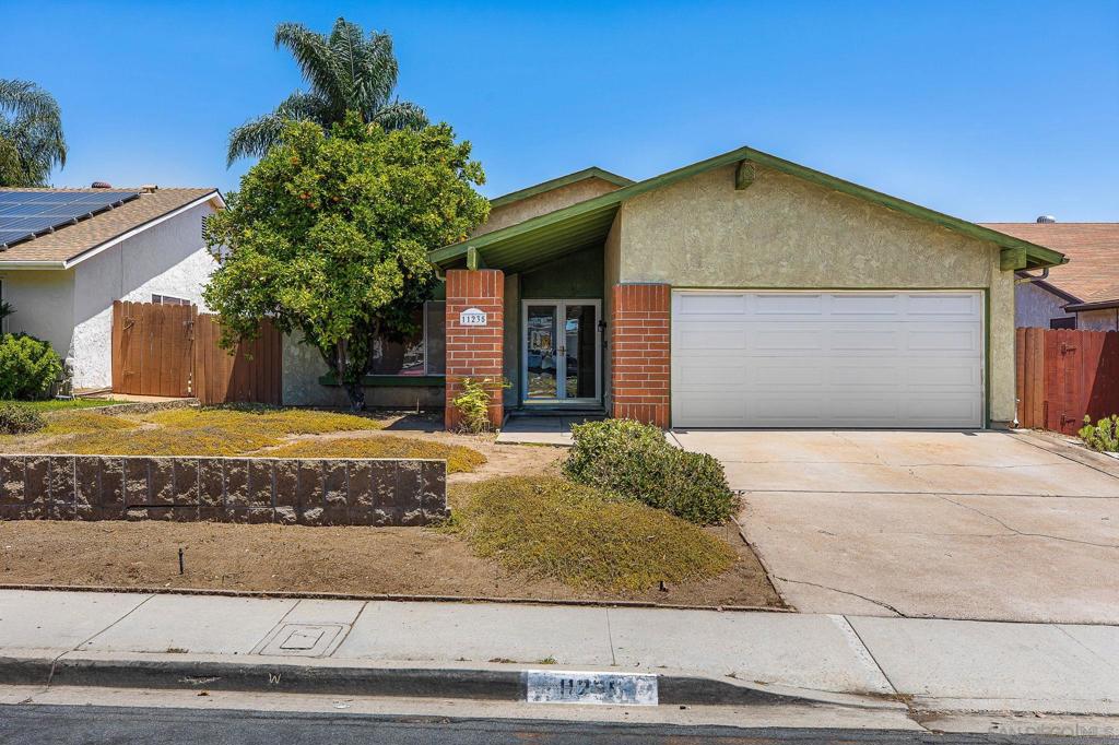 11235 Avenida Del Gato Property Photo 1