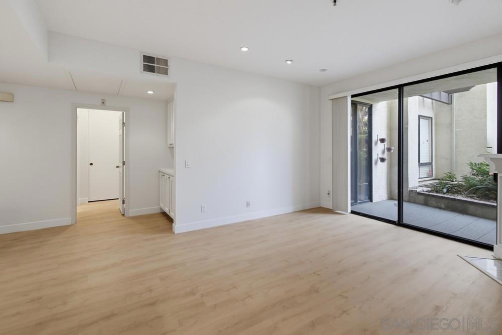 5865 Friars Rd 3104 Property Photo 4