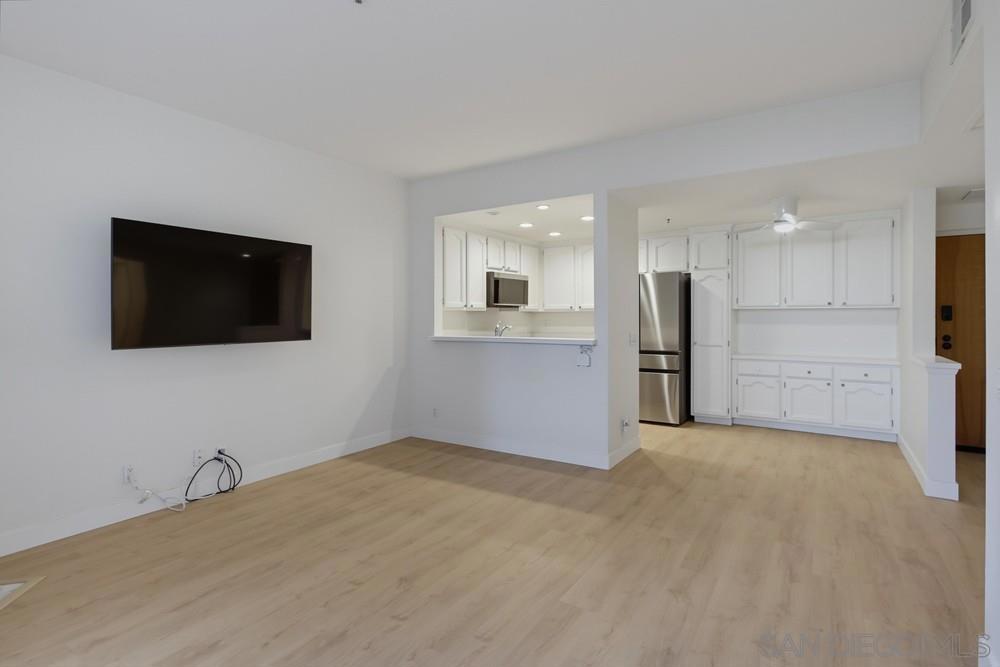 5865 Friars Rd 3104 Property Photo 6