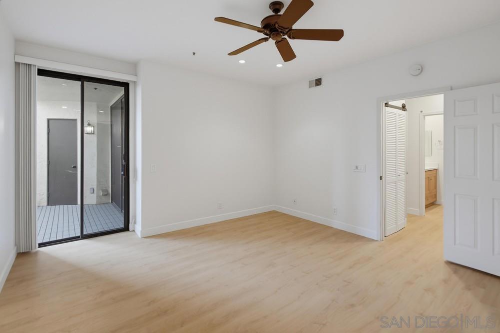 5865 Friars Rd 3104 Property Photo 17