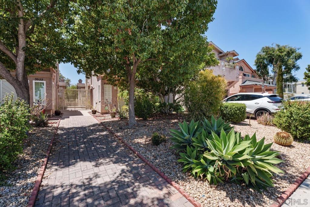 3932 Hamilton 5 Property Photo 12