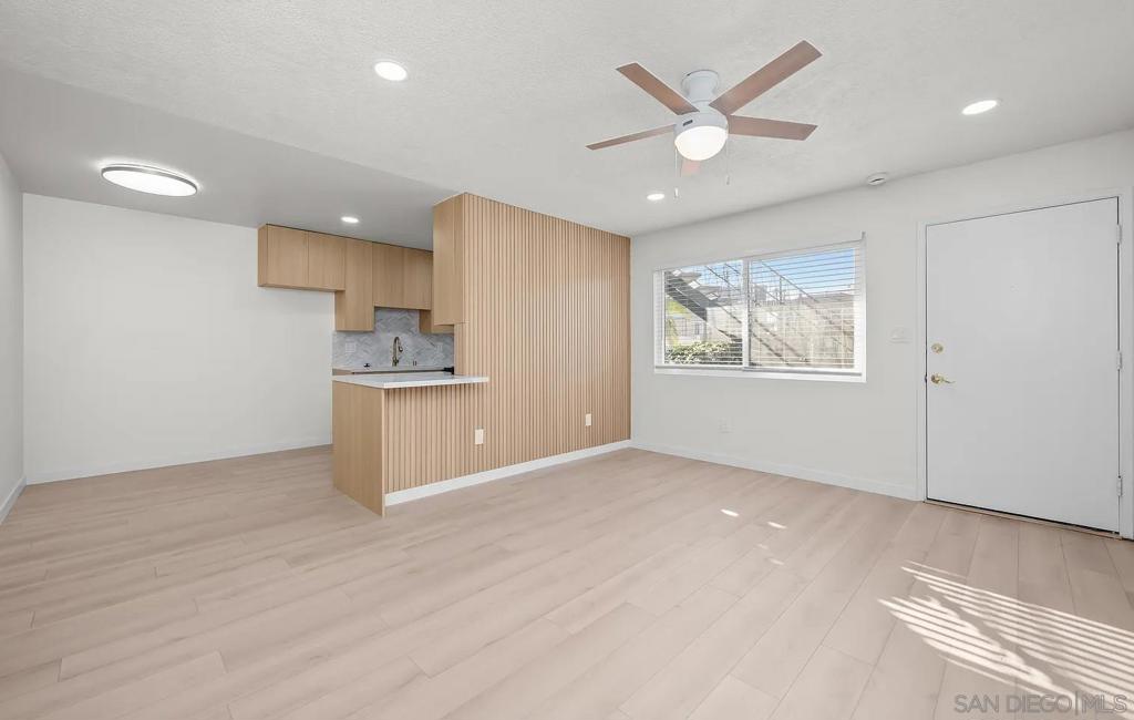 2003 Emerald Street Property Photo 8