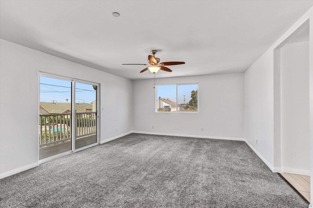 946 11th Property Photo 18