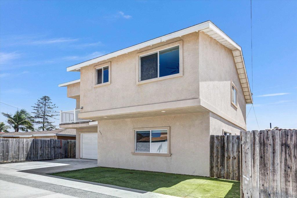 946 11th Property Photo 27