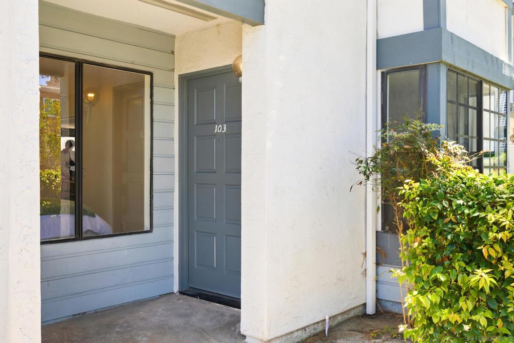 4044 Crystal Dawn 103 Property Photo 3