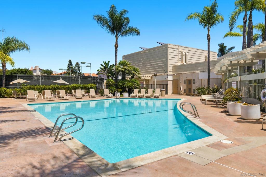 4044 Crystal Dawn 103 Property Photo 22