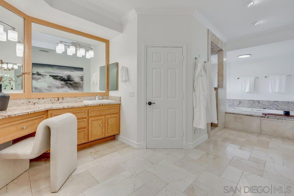 358 Belvedere St Property Photo 17