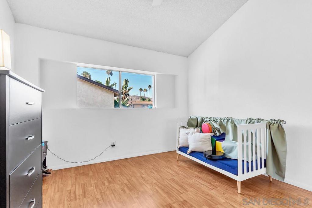 748 N Mollison Ave Unit A Property Photo 22