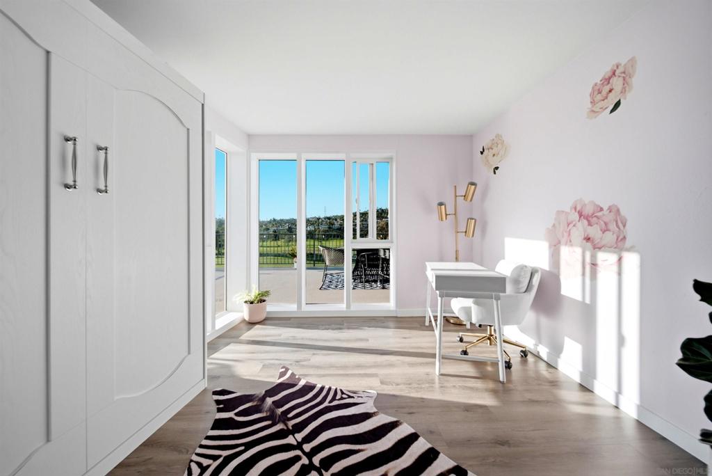 2544 Navarra Dr 12 Property Photo 23